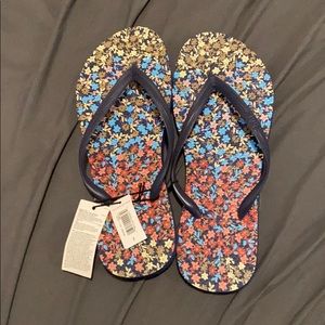 Gap Flip flops